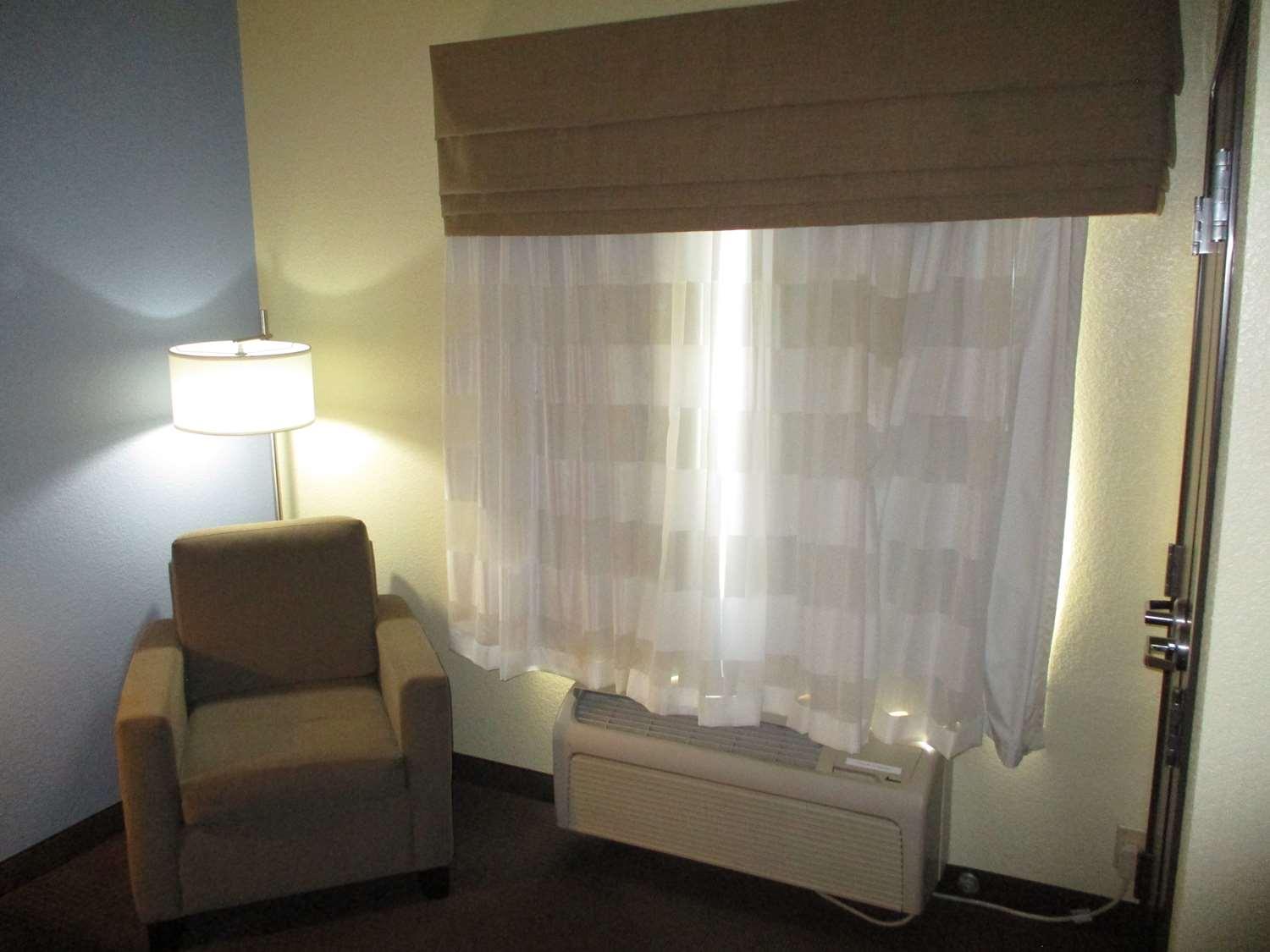 Best Western Coffeyville Central Business District Inn And Suites Exterior foto