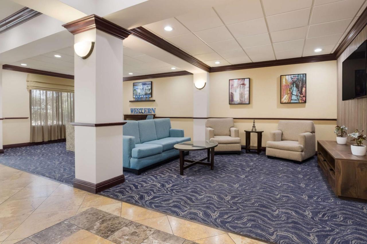 Best Western Coffeyville Central Business District Inn And Suites Exterior foto